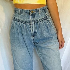 Vintage Lee pleated jeans